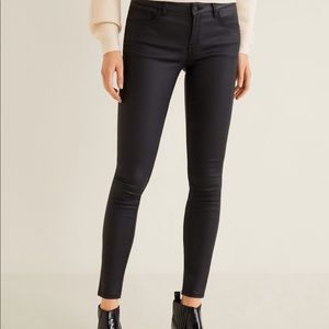 NWOT Mango Denim Coated skinny pushup jeans